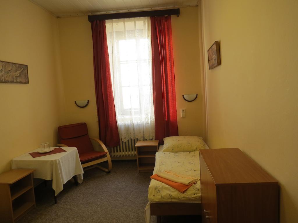 Hotel Cesky Dvur Beroun (Central Bohemian) Room photo