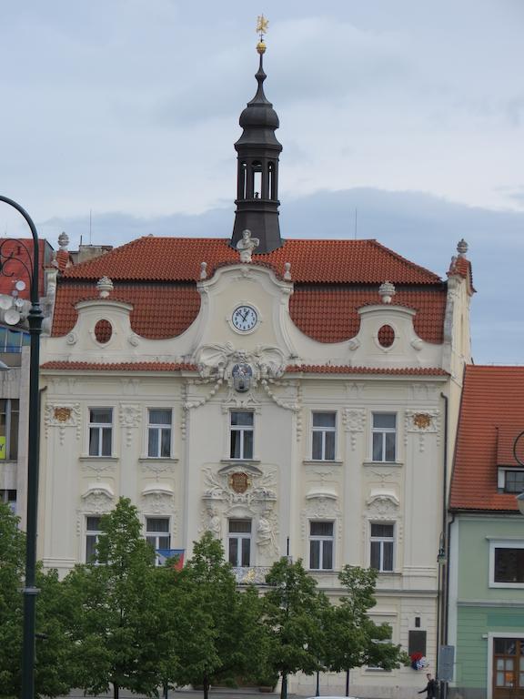 Hotel Cesky Dvur Beroun (Central Bohemian) Exterior photo